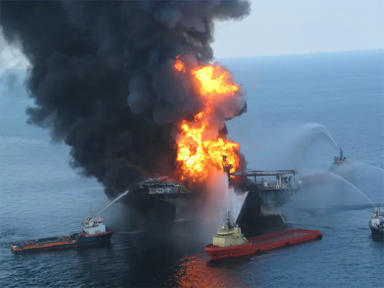 deepwater horizon disaster timeline gulf oil spill 2010