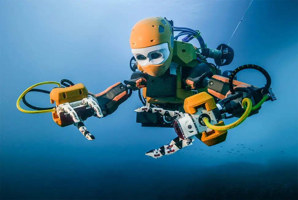 oceanone robotic mermaid diver