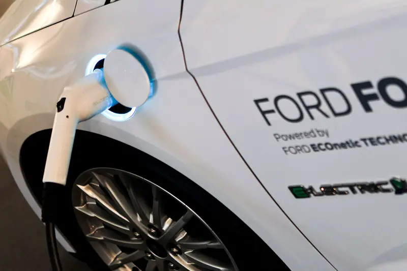 ford electric vehicle technology