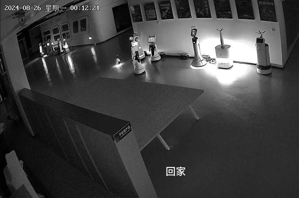 robot persuades other robots to go home
